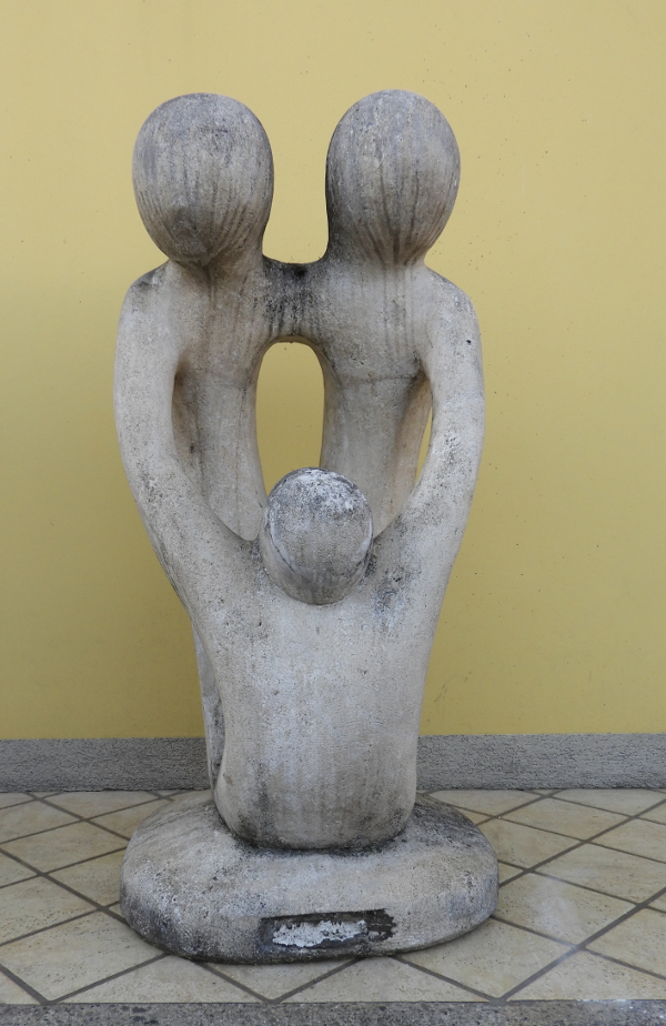 Statua in pietra di Nanto moderna